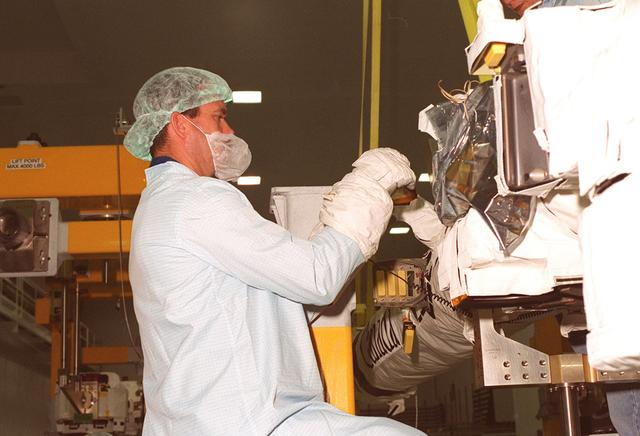 NASA image: KSC-00pp0508