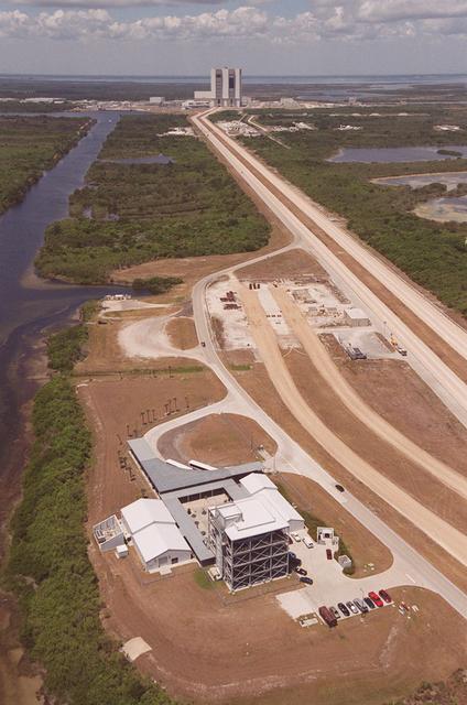 NASA image: KSC-00pp0738
