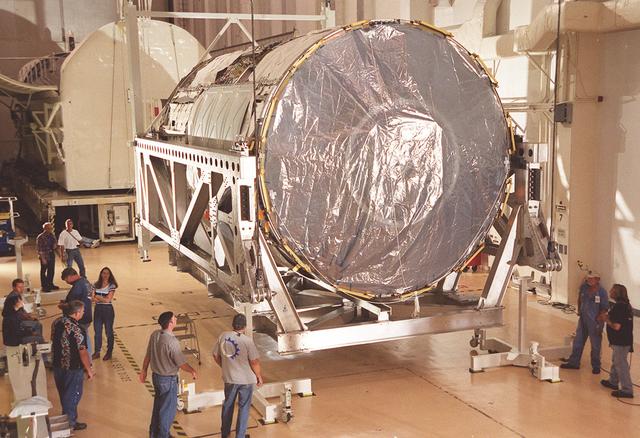 NASA image: KSC-00pp0835