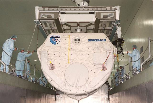 NASA image: KSC-00pp1101