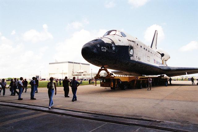 NASA image: KSC-00pp1202