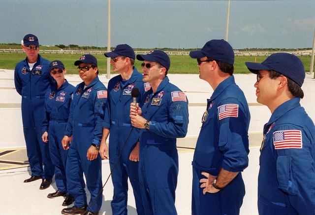 NASA image: KSC-00pp1365