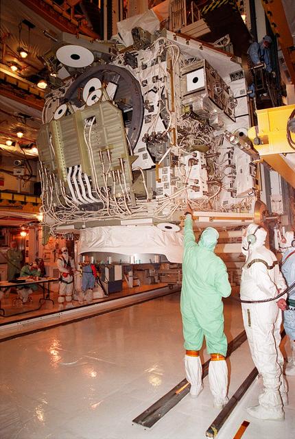 NASA image: KSC-00pp1384