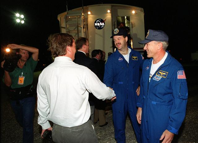 NASA image: KSC-00pp1396