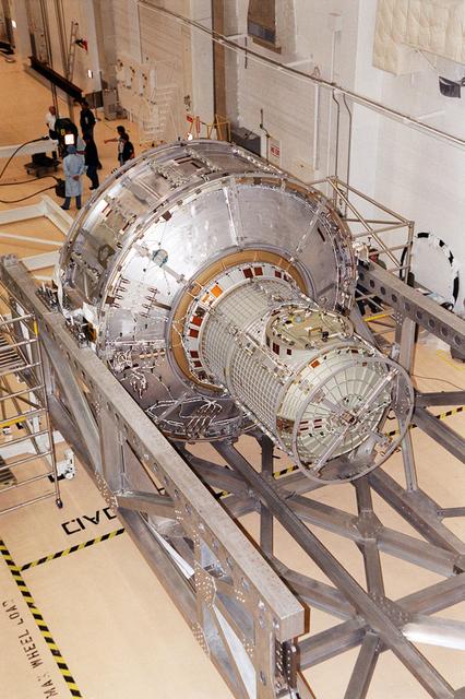 NASA image: KSC-00pp1402