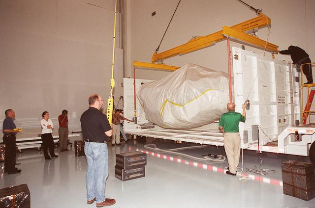 NASA image: KSC-00pp1409