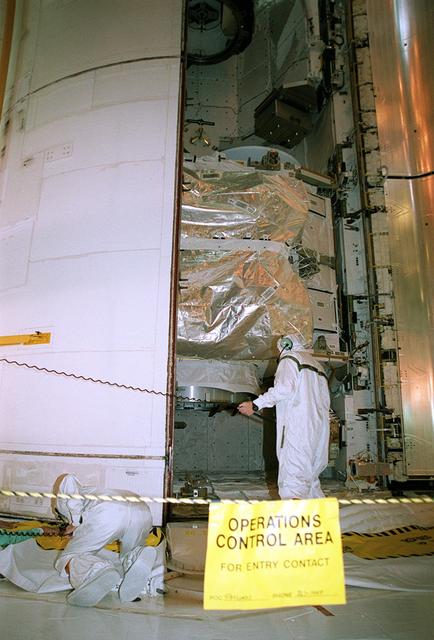 NASA image: KSC-00pp1484