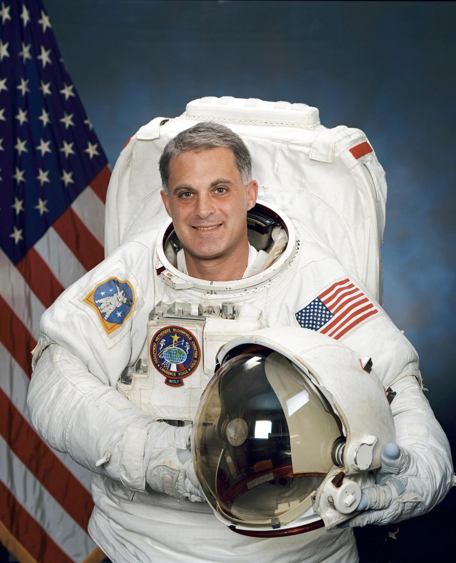 Official astronaut portrait for David Wolf