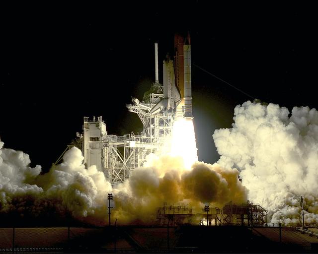 NASA image: KSC-00pp1555