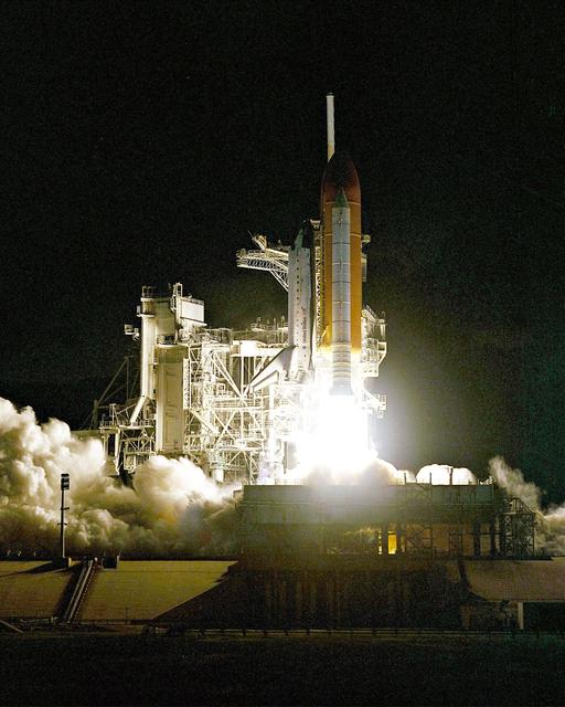 NASA image: KSC-00pp1562