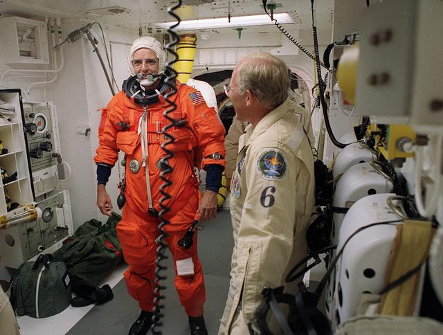 NASA image: KSC-00pp1563