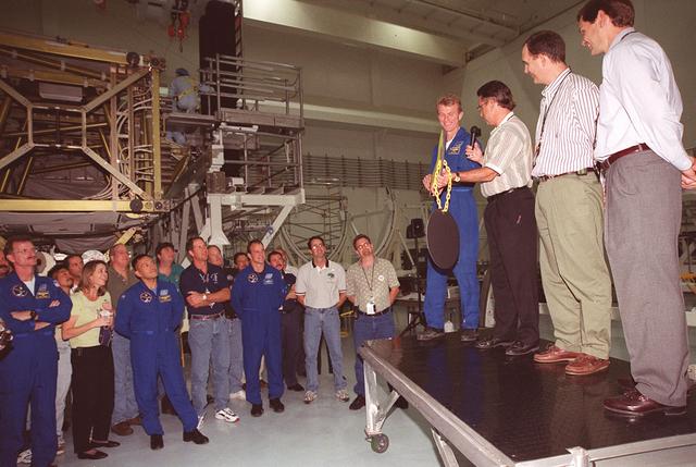 NASA image: KSC-00pp1662