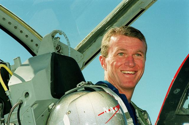 NASA image: KSC-00pp1743