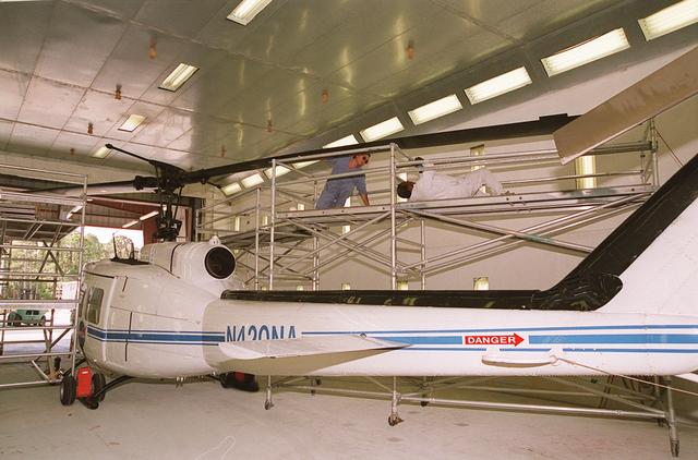 NASA image: KSC-00pp1787