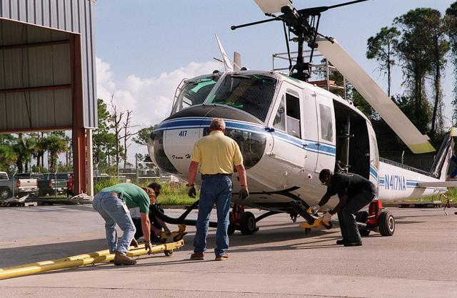 NASA image: KSC-00pp1790