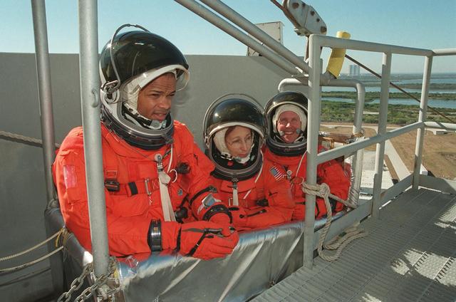 NASA image: KSC-01pp0056