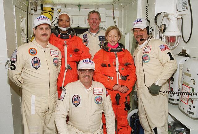 NASA image: KSC-01pp0077