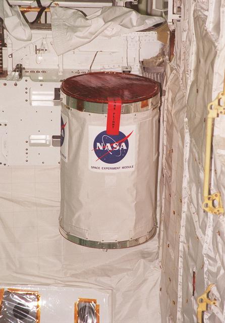 NASA image: KSC-01pp0171