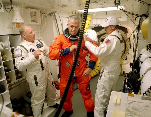 NASA image: KSC-01pp0840