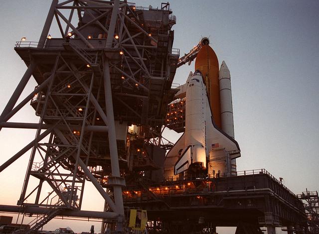 NASA image: KSC-01pp0909