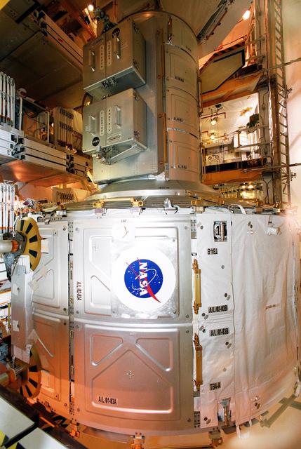 NASA image: KSC-01pp1200