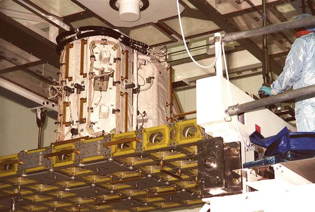 NASA image: KSC-01pp1385