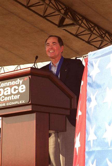 NASA image: KSC-01pp1752