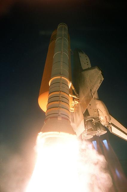 NASA image: KSC-01pp1804