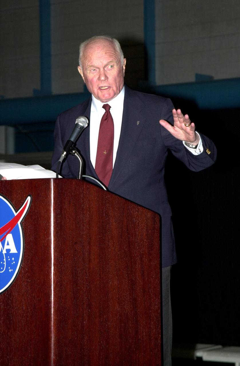 KENNEDY SPACE CENTER, FLA. -  John Glenn Jr. speaks to the audience at KSC's Apollo/Saturn V Center during the dinner celebration of the 40th anniversary of American spaceflight.  Glenn was the first American to orbit the Earth, aboard the Friendship 7 spacecraft.   That journey lasted nearly five hours.  In 1998, 36 years later, Glenn flew on Space Shuttle Discovery on mission STS-95, orbiting the Earth for 218 hours