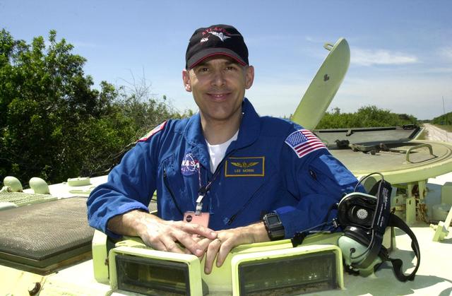 NASA image: KSC-02pd0302