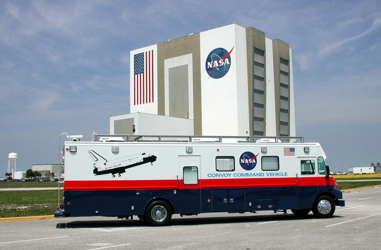KENNEDY SPACE CENTER, FLA. - A new Convoy Command Vehicle, used for Shuttle landings, is displayed.  It will replace a 15-year-old vehicle.  The new one is not expected to be used before mid-June, the scheduled landing of Endeavour following mission STS-111.
