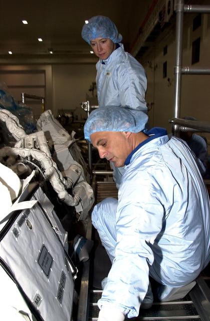 NASA image: KSC-02pd0982