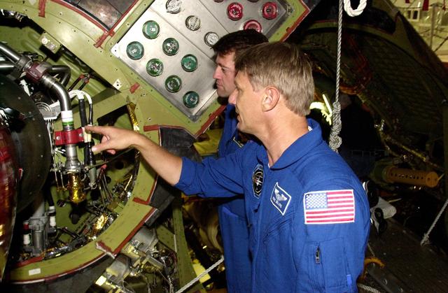 NASA image: KSC-02pd1060