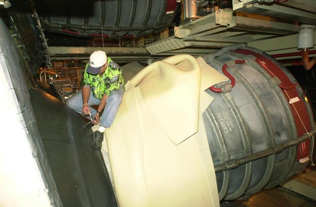 NASA image: KSC-02pd1092