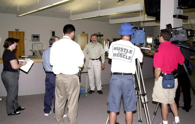 NASA image: KSC-02pd1173