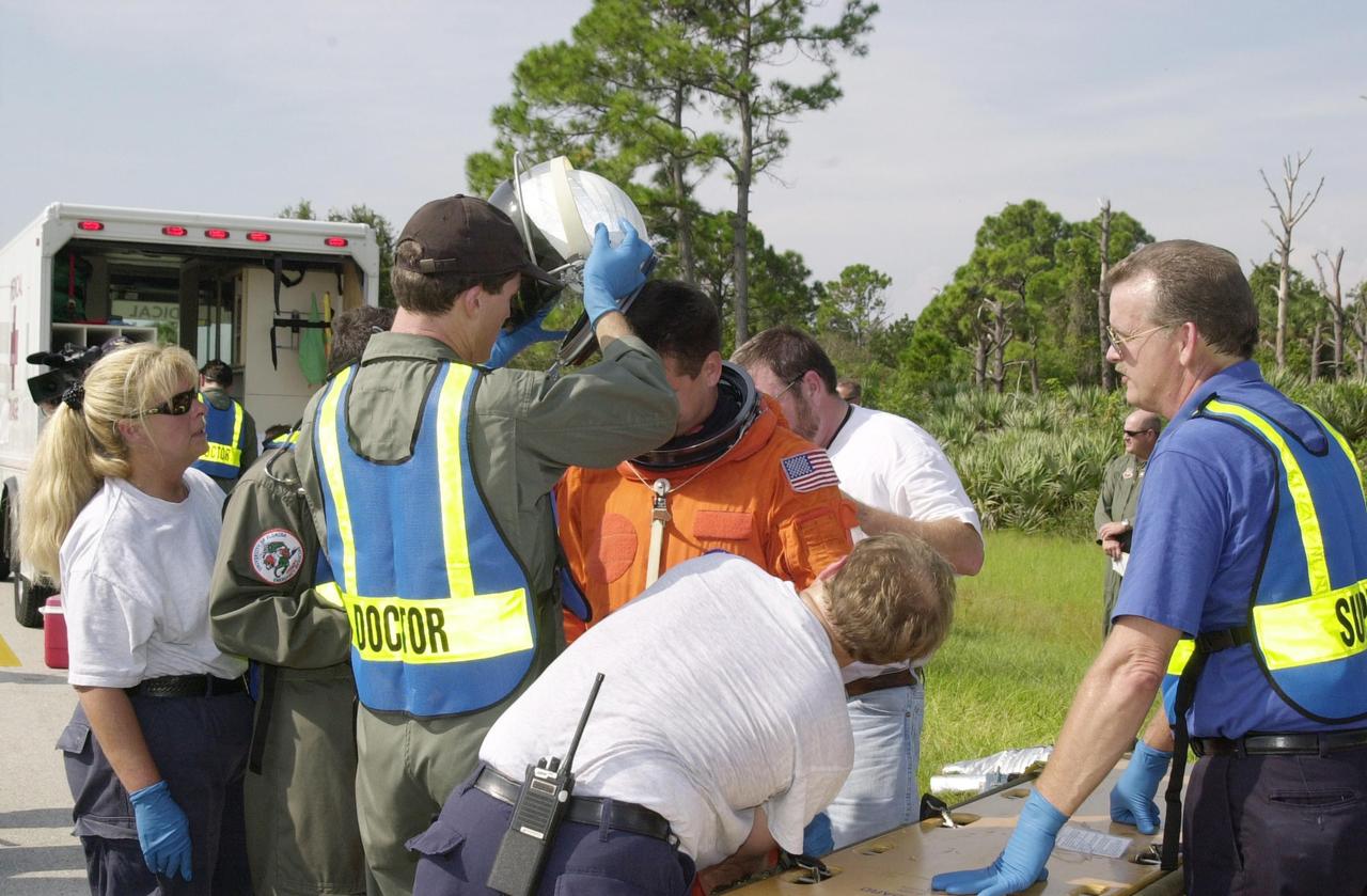 KENNEDY SPACE CENTER, FLA. - "Astronauts" were safely and successfully recovered from a "downed" Space Shuttle in a Mode VII contingency simulation led by Don Hammel, NASA Landing and Recovery Director. KSC Fire/Rescue and Emergency Medical workers, along with Johnson Space Center and Patrick Air Force Base personnel, participated in the drill. Mode simulations are held periodically at KSC to ensure contingency response forces are well prepared to respond to a wide variety of potential emergency situations.