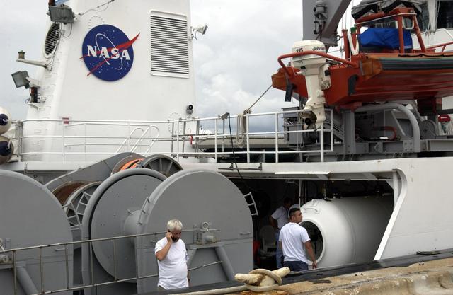 NASA image: KSC-02pd1299