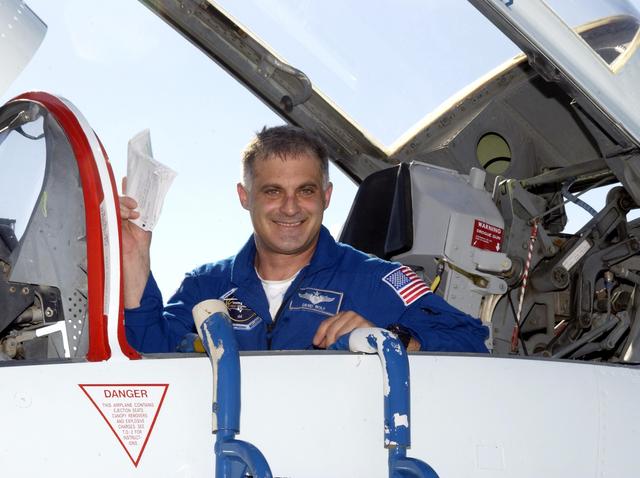 NASA image: KSC-02pd1305