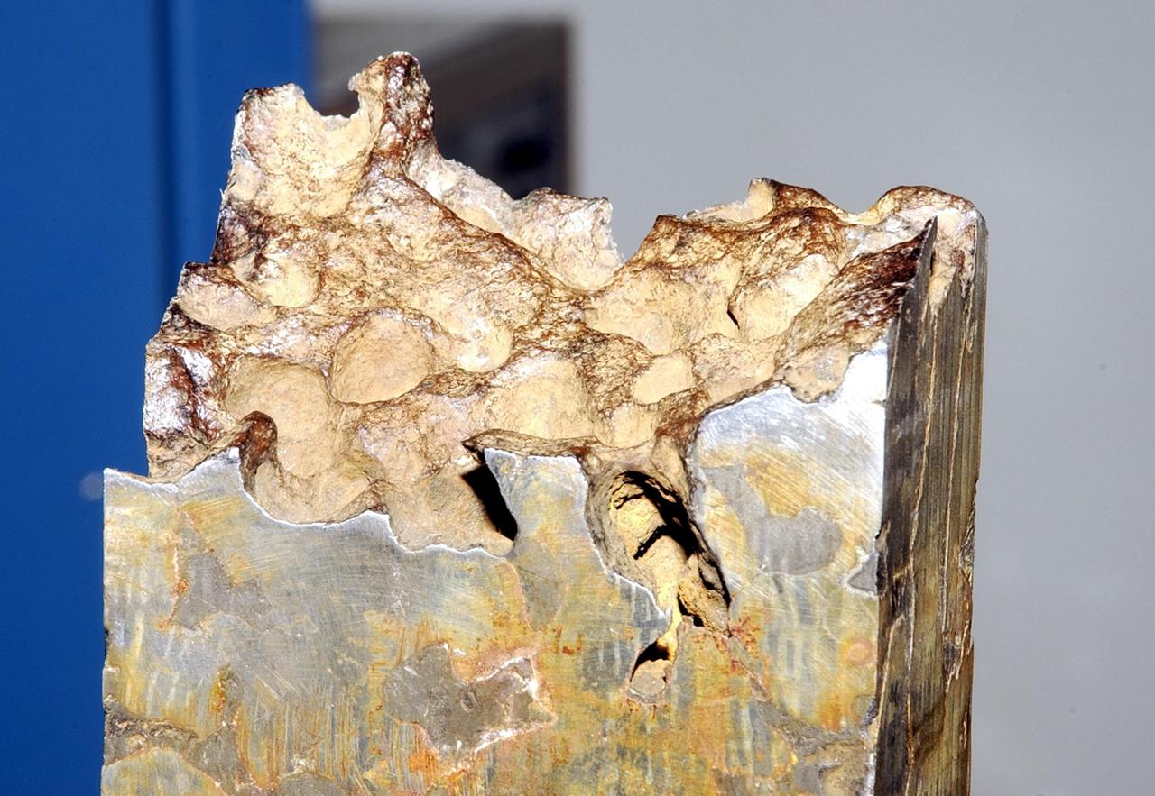 KENNEDY SPACE CENTER, FLA.  --  This 100-pound Mundrabilla meteorite sample is being studied in Wyle Laboratory's Nondestructive Testing Laboratory at KSC.  The one-of-a-kind meteorite was found 36 years ago in Australia and is on loan to Marshall Space Flight Center (MSFC) from the Smithsonian Institution's National Museum of Natural History.  Dr. Donald Gillies, discipline scientist for materials science at MSFC's Microgravity Science and Applications Department, is the Principal Investigator.  The studies may help provide the science community and industry with fundamental knowledge for use in the design of advanced materials.