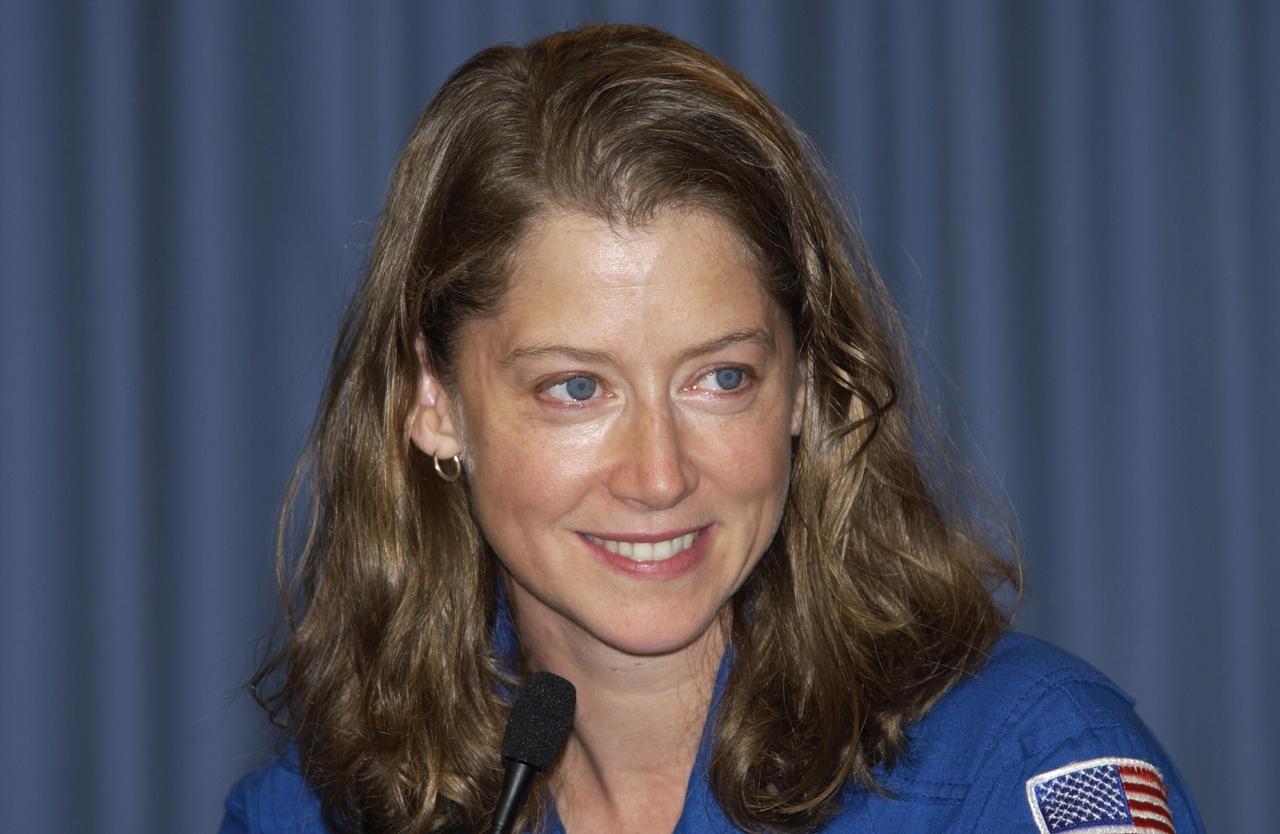 KENNEDY SPACE CENTER, FLA. -- STS-112 Pilot Pamela Melroy takes part in the crew's post-landing briefing for the media. Mission STS-112 was the 15th assembly flight to the International Space Station, installing the S1 truss. The landing was the 60th at KSC in the history of the Shuttle program.