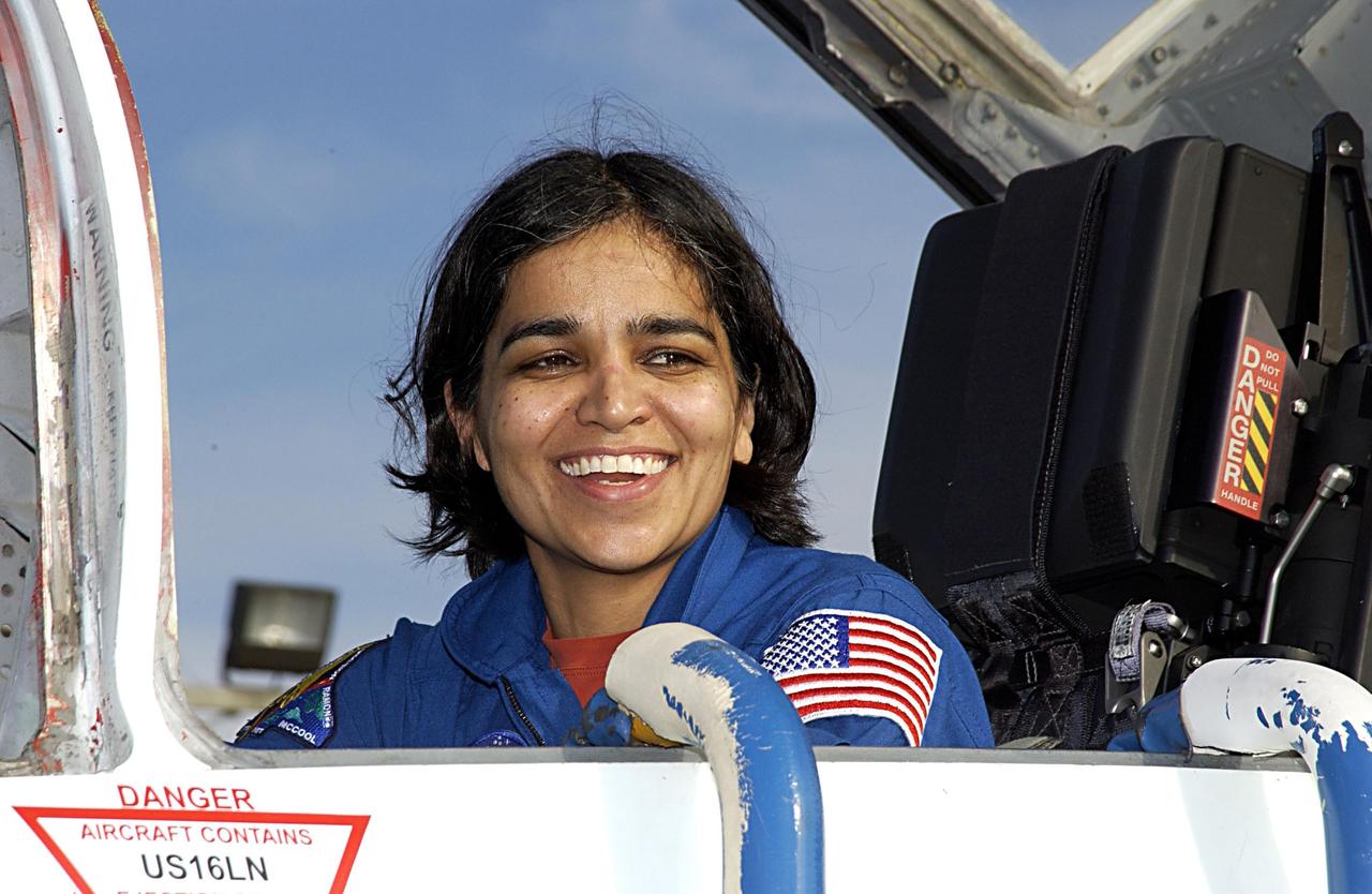 KENNEDY SPACE CENTER, FLA. - STS-107 Mission Specialist Kalpana Chawla arrives at KSC to take part in Terminal Countdown Demonstration Test activities, which include a simulated launch countdown.   Other crew members are Commander Rick Husband, Pilot William "Willie" McCool,  Payload Commander Michael Anderson, Mission Specialists David Brown and Laurel Clark and Payload Specialist Ilan Ramon (the first Israeli astronaut).  STS-107 is a mission devoted to research and will include more than 80 experiments that will study Earth and space science, advanced technology development, and astronaut health and safety.  Launch is scheduled for Jan. 16, 2003.