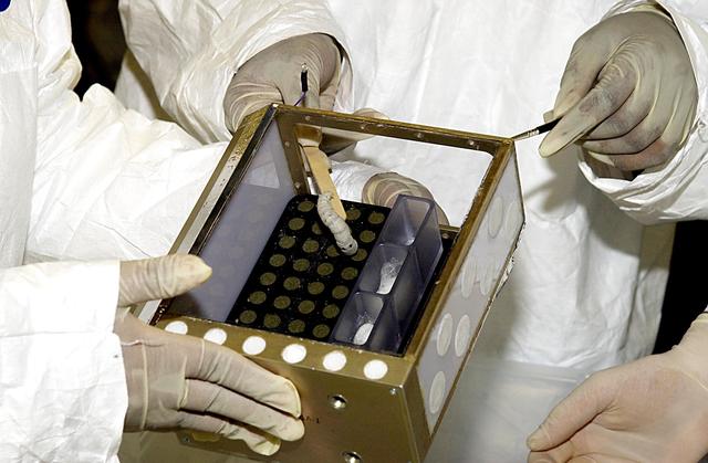 NASA image: KSC-03pd0086