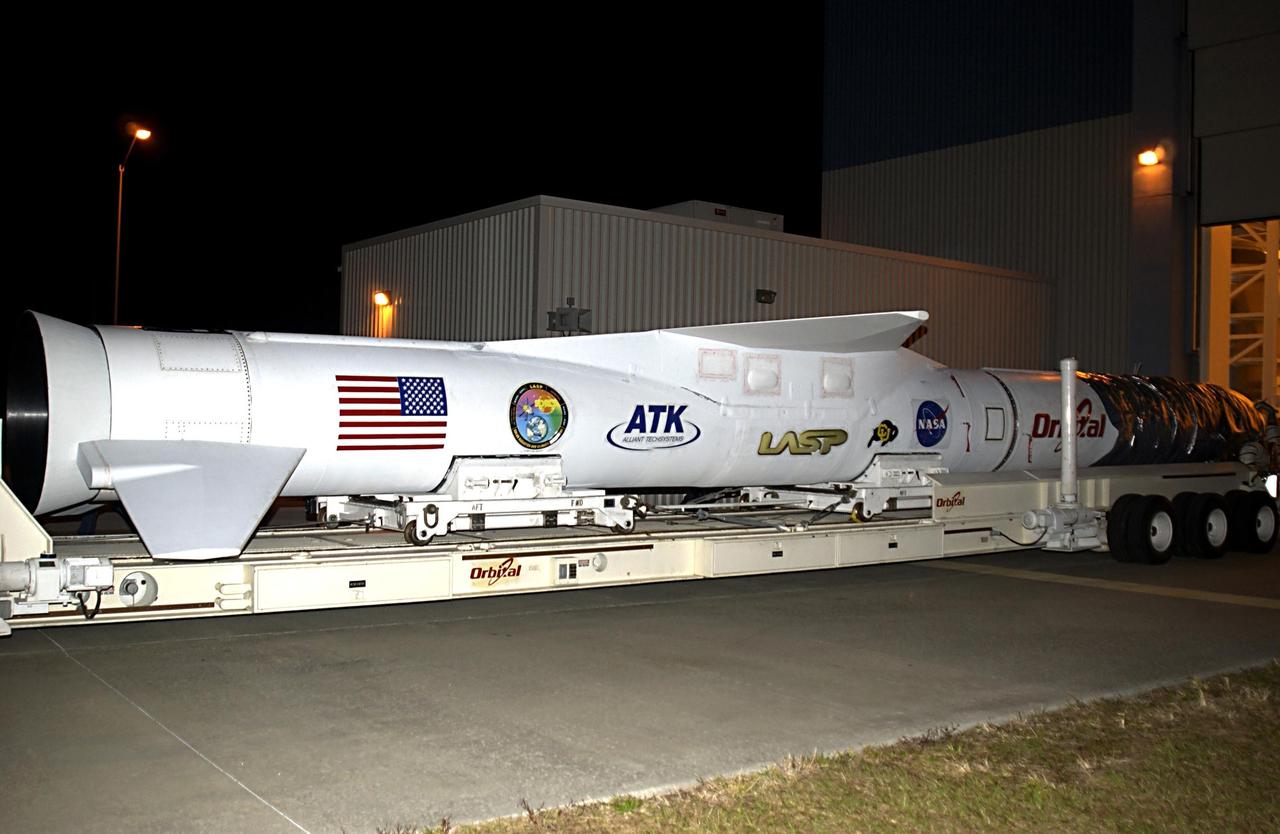 KENNEDY SPACE CENTER, FLA. - The Pegasus XL launch vehicle, with the Solar Radiation and Climate Experiment (SORCE) satellite aboard, is ready for transfer to Cape Canaveral Air Force Station (CCAFS), Fla.   Built by Orbital Sciences Corporation (OSC), SORCE will study and measure solar irradiance as a source of energy in the Earth's atmosphere.  The launch of SORCE is scheduled for Jan. 25 at 3:14 p.m. from CCAFS. The drop of the Pegasus will be from OSC's L-1011 aircraft at an altitude of 39,000 feet over the Atlantic Ocean approximately 100 miles east-southeast of Cape Canaveral.   