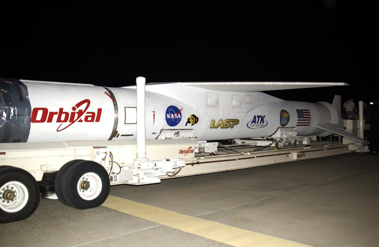 KENNEDY SPACE CENTER, FLA. - The Pegasus XL launch vehicle, with the Solar Radiation and Climate Experiment (SORCE) satellite aboard, begins its transfer to Cape Canaveral Air Force Station (CCAFS), Fla. Built by Orbital Sciences Corporation (OSC), SORCE will study and measure solar irradiance as a source of energy in the Earth's atmosphere. The launch of SORCE is scheduled for Jan. 25 at 3:14 p.m. from CCAFS. The drop of the Pegasus will be from OSC's L-1011 aircraft at an altitude of 39,000 feet over the Atlantic Ocean approximately 100 miles east-southeast of Cape Canaveral.
