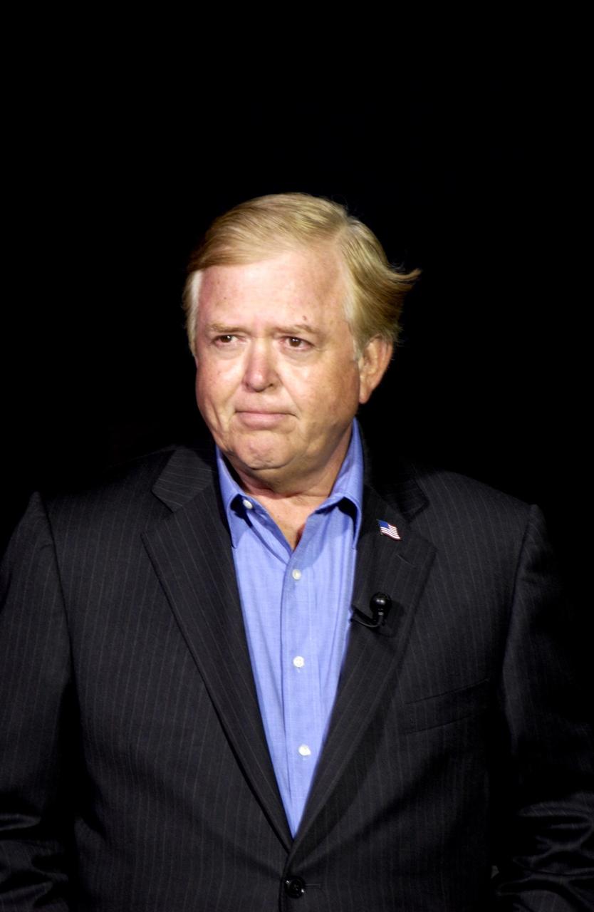 KENNEDY SPACE CENTER, FLA. - Anchor and managing editor of CNN's Lou Dobbs Moneyline, Lou Dobbs is at KSC reporting on the tragic loss of Space Shuttle Columbia as it was returning to Earth on mission STS-107.  Journalists from around the world covered the event.    