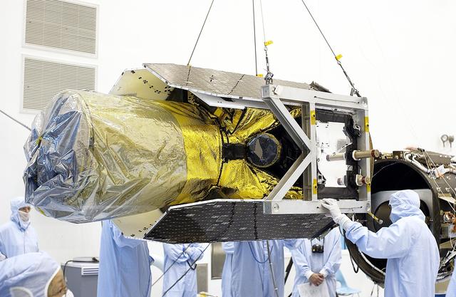 NASA image: KSC-03pd0800