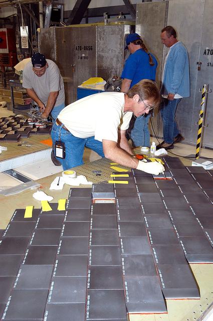 NASA image: KSC-03pd1083