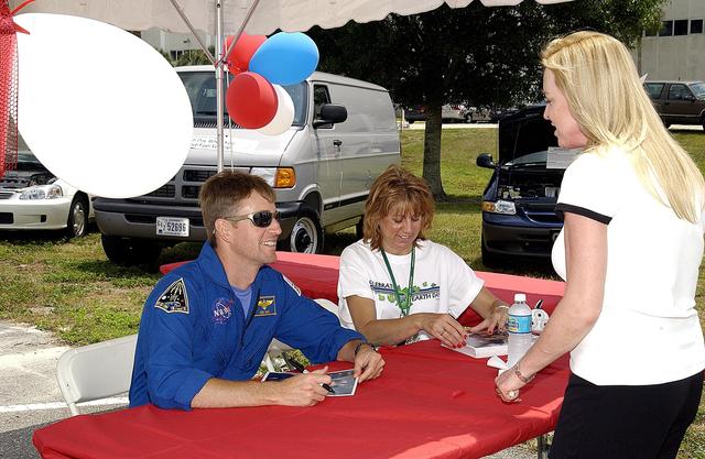 NASA image: KSC-03pd1206