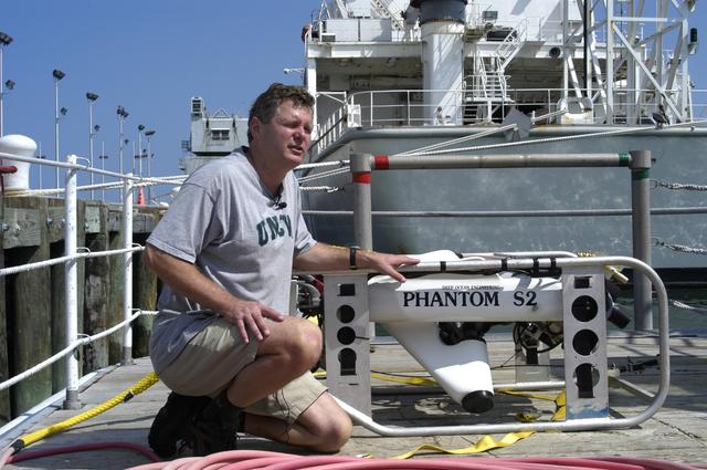 NASA image: KSC-03pd1379