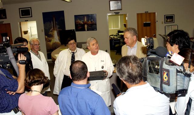 NASA image: KSC-03pd1441